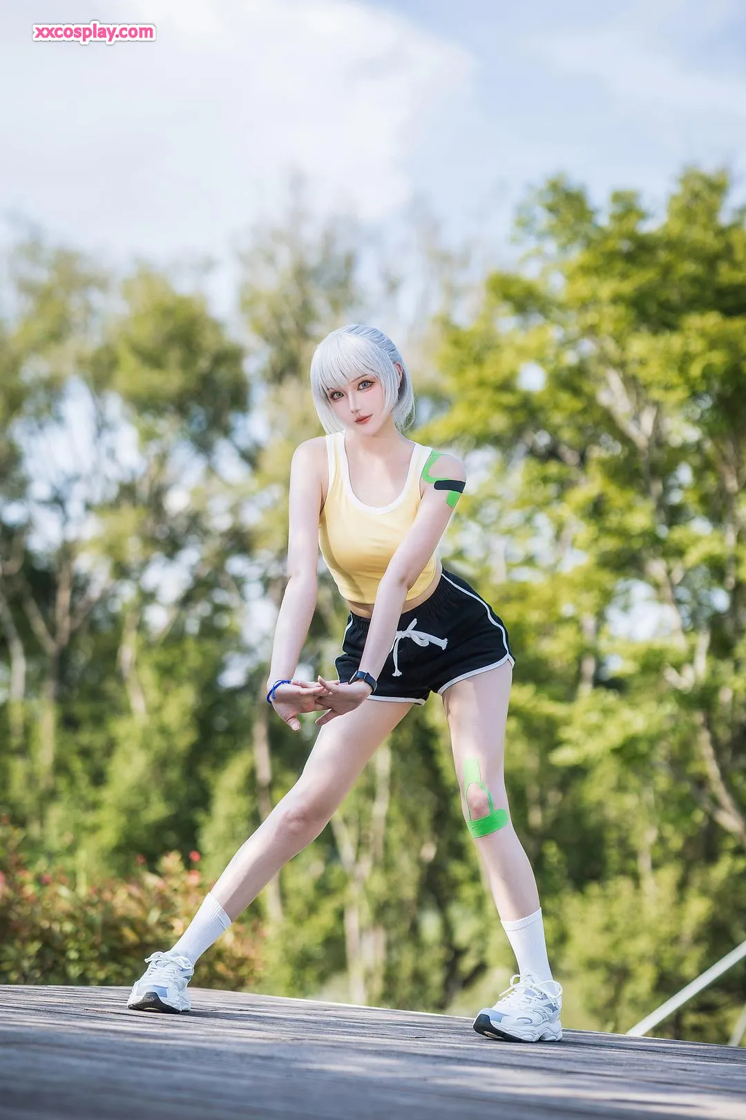 Gua Xi Chan as Bai Yuekui in Sportswear (Ling Cage)